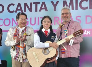 Más de 10 mil guitarras de Paracho llegarán a secundarias de Michoacán: Bedolla