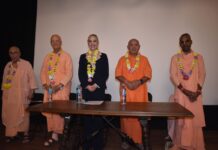 Morelia recibe a líderes espirituales de India en el arranque de su primera gira pastoral por México