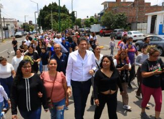Con activación familiar, Alfonso Martínez inaugura parque lineal de Avenida Quinceo