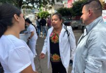 A ras de tierra, Belinda Iturbide lleva audiencia ciudadana y servicios gratuitos a Puruándiro
