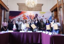 Recibe Jurado calificador del Parlamento Juvenil Incluyente 2026, 105 archivos de aspirantes registrados