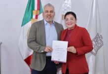 A días del regreso a clases, Bedolla formaliza a Patricia Flores al frente de la Secretaría de Educación