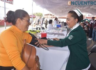 Acercan trámites y servicios a la población en Feria del Bienestar Acuitzio 2026