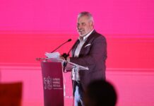 Bedolla arranca en Uruapan gira de informes regionales; anuncia libramiento de 3 mil mdp