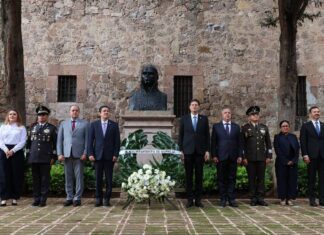 Morelia honra a Morelos a 261 años de su natalicio