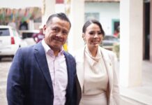 Diana Caballero felicita a Carlos Torres Piña por esta nueva etapa