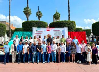 Víctor Vázquez da inicio a los festejos patrios en Puruándiro con la pega del Bando Solemne