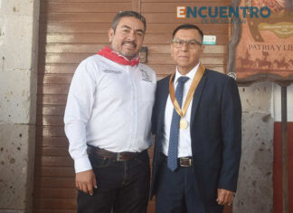 Recibe el Dr. Sergio Flores la Presea “Siervo de la Nación 2026”, en Indaparapeo