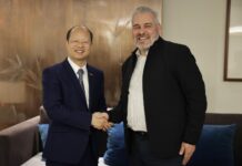 Interesa a automotriz Geely cooperación con el puerto de LC; Bedolla abre puertas para la inversión