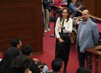 Presenta Sandra Arreola iniciativa para protección de animales comunitarios
