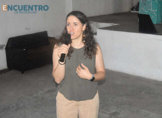 Imparten a bachilleres la charla “Estudiando el Lago de Cuitzeo desde el espacio”