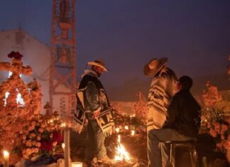Noche de Muertos: memoria, mercado y respeto