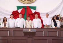 El Congreso del Estado entrega Condecoracion “Constitución de 1814” al Colegio de Abogadas de Michoacán