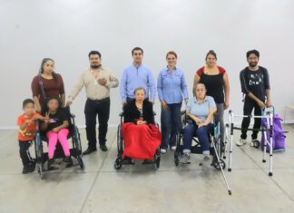 OXXO entrega apoyos en colaboración con el DIF Morelia