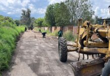 Gobierno de Morelia atiende camino junto a las canchas de Policía y Tránsito