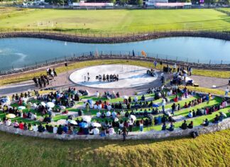 La rectora Yarabí Ávila inaugura Teatro al aire libre en Ciudad Universitaria