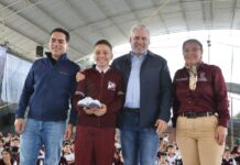 ¡Más de 800 mil tenis entregados! Bedolla impulsa el apoyo a estudiantes de secundaria