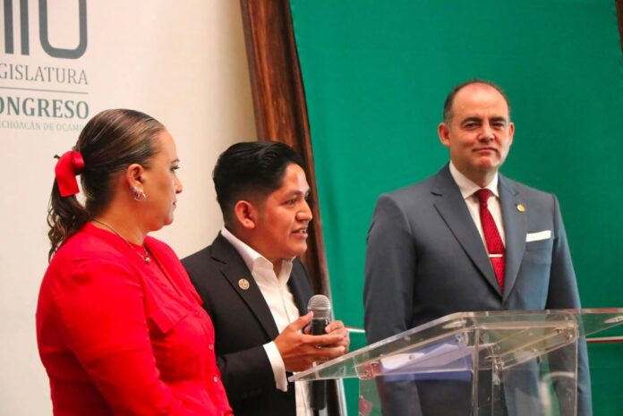 tribuna